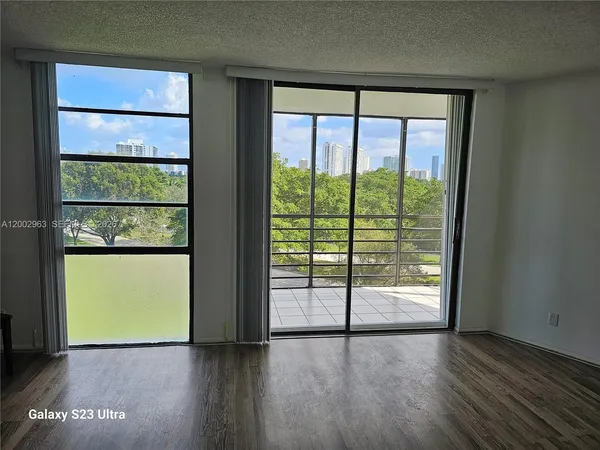 $2,450 | 20400 West Country Club Drive, Unit 508, Aventura, FL 33180