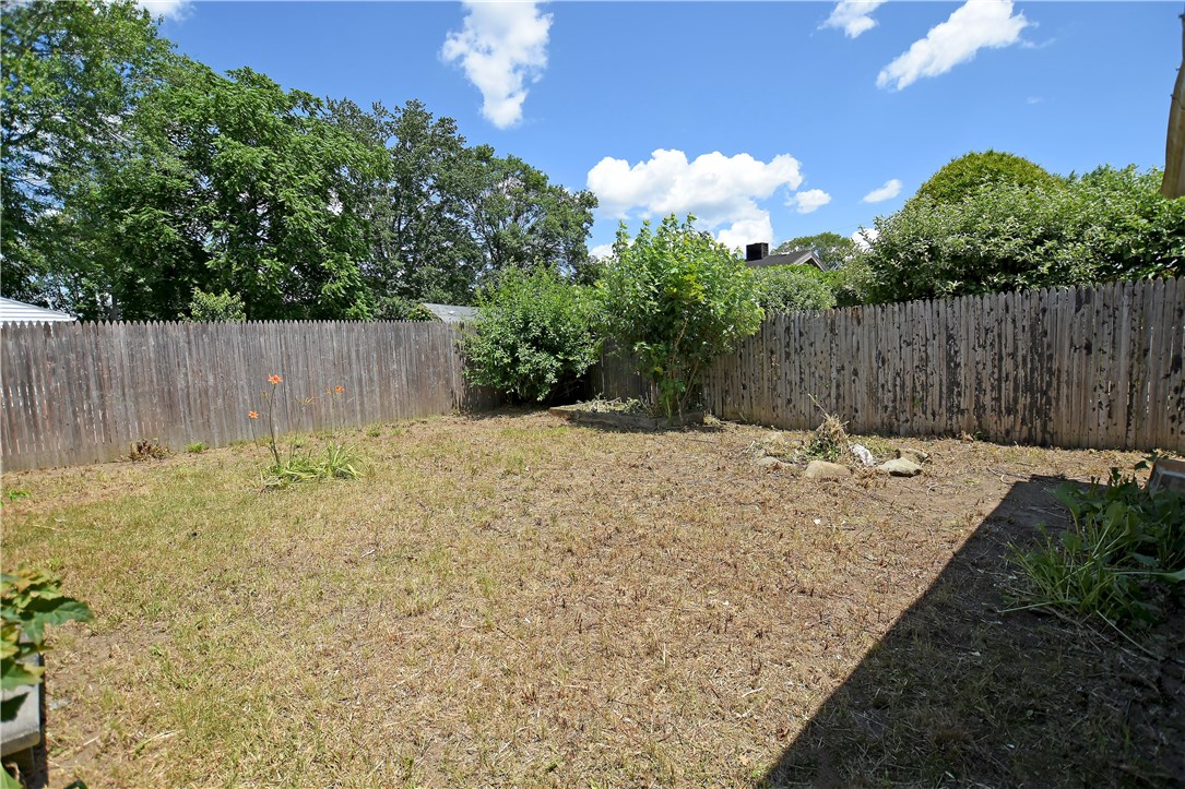 206 Holmes Road Warwick, RI 02888 - Photo 18 of 20 Gallery Image 18