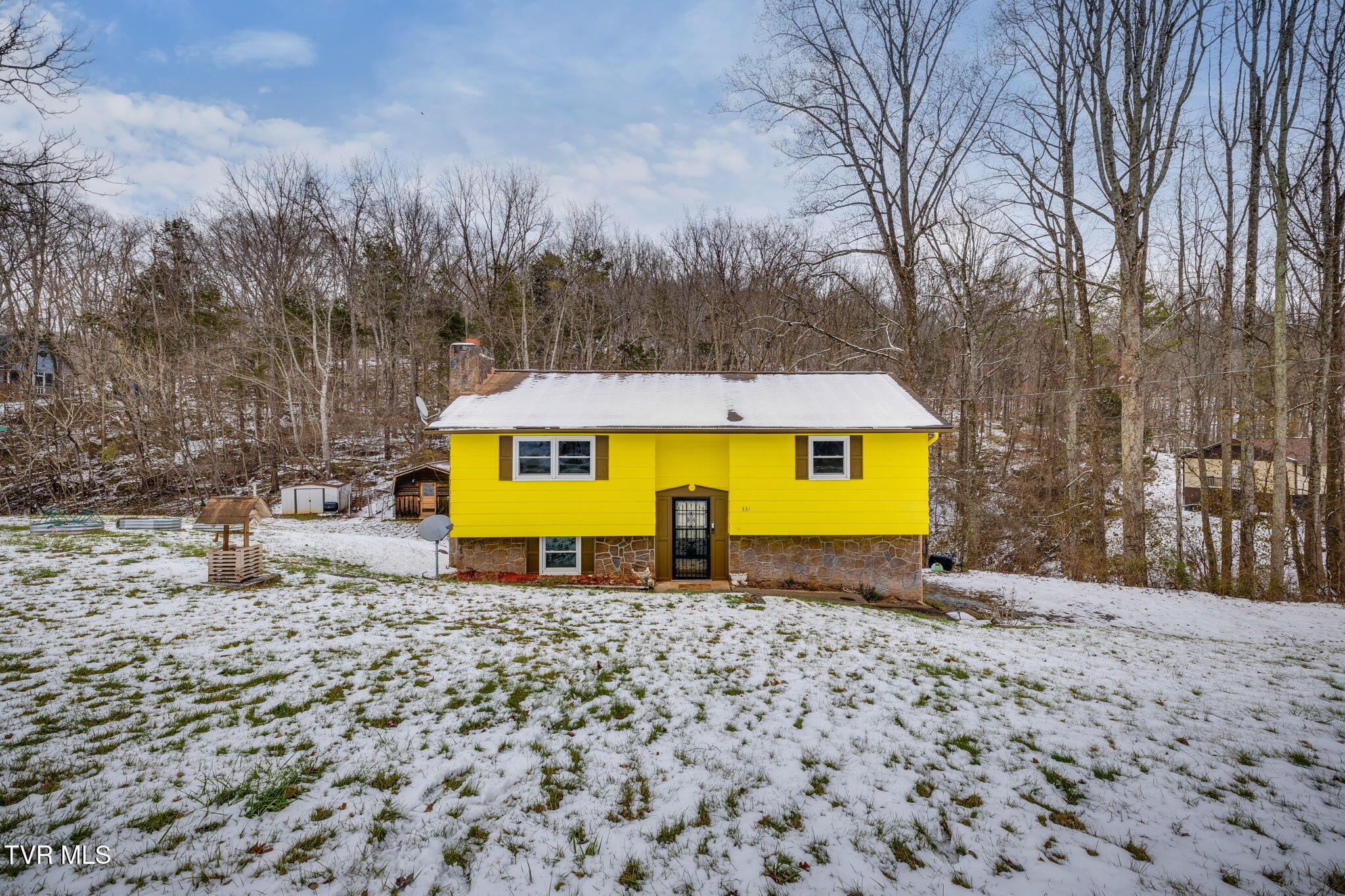 331 Sneed Hill Road Elizabethton, TN 37643 - Photo 1 of 35 001