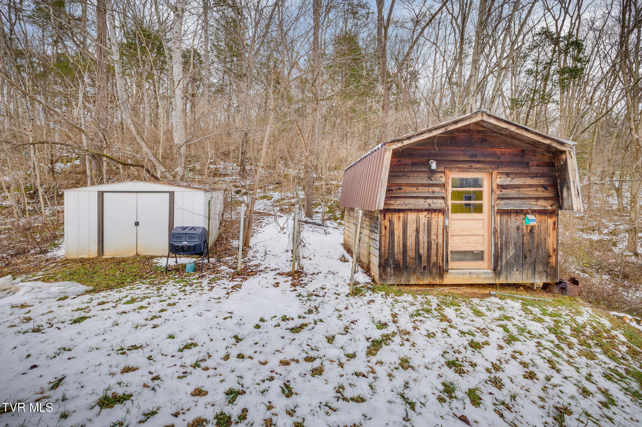 331 Sneed Hill Road Elizabethton, TN 37643 - Photo 29 of 35 029
