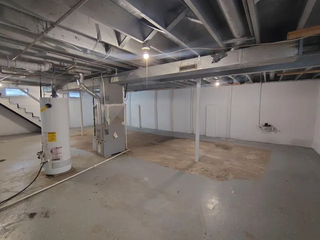 $1,950 | 4125 Alabama Street, Hobart, IN 46342