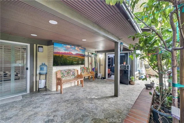 $475,000 | 2520 North Tustin Avenue, Unit B, Santa Ana, CA 92705