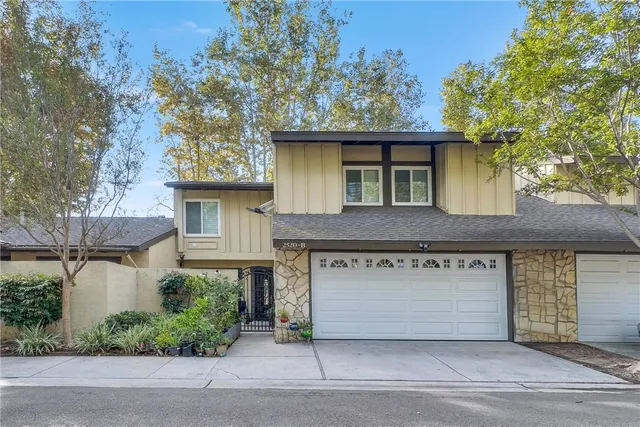 $475,000 | 2520 North Tustin Avenue, Unit B, Santa Ana, CA 92705