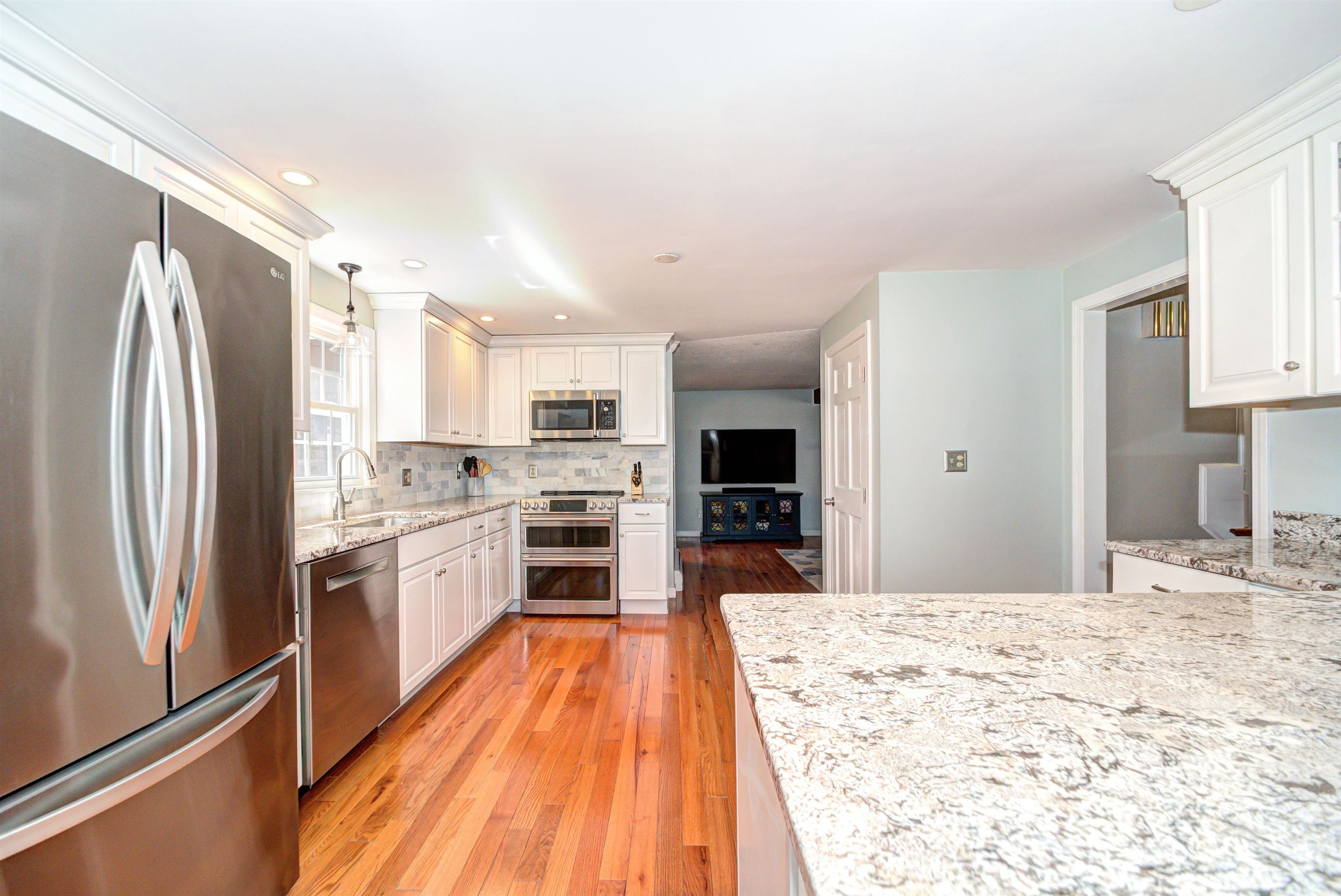 7 Heritage Hill Road Windham, NH 03087 - Photo 8 of 60 Gallery Image 8
