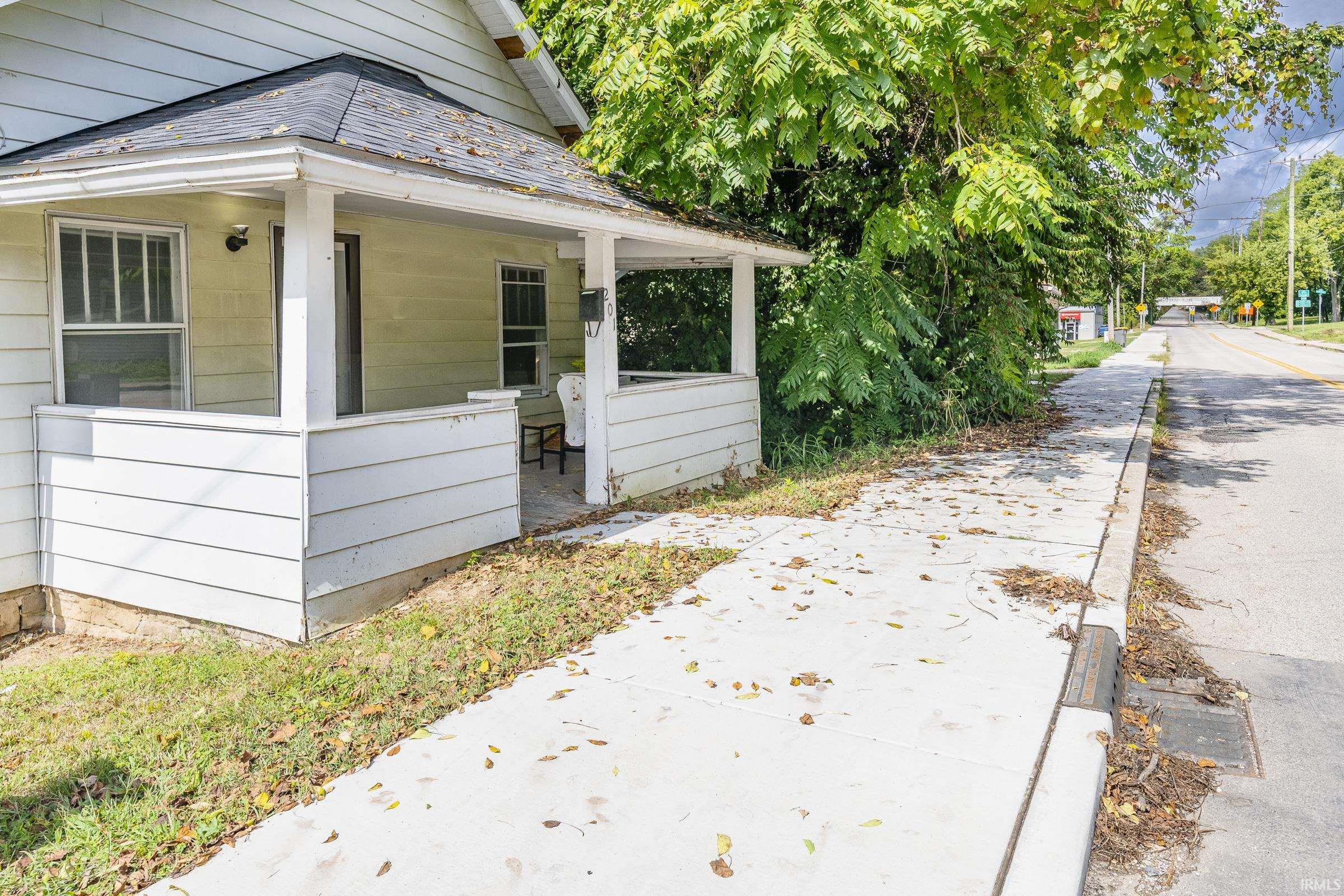 201 North Adams Street Bloomington, IN 47404 - Photo 2 of 35