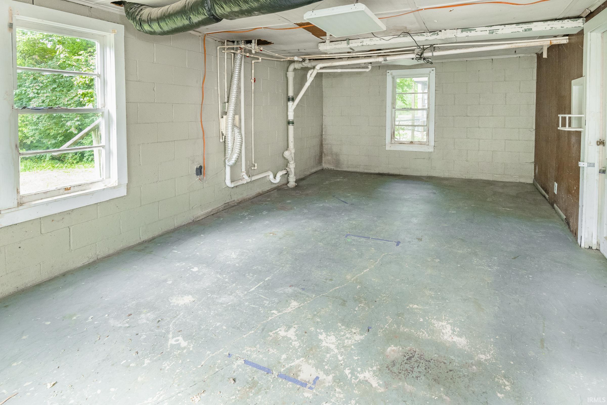 201 North Adams Street Bloomington, IN 47404 - Photo 29 of 35