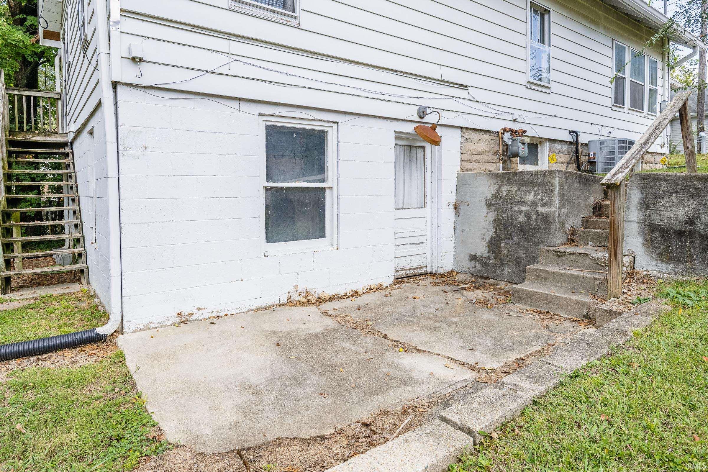 201 North Adams Street Bloomington, IN 47404 - Photo 32 of 35