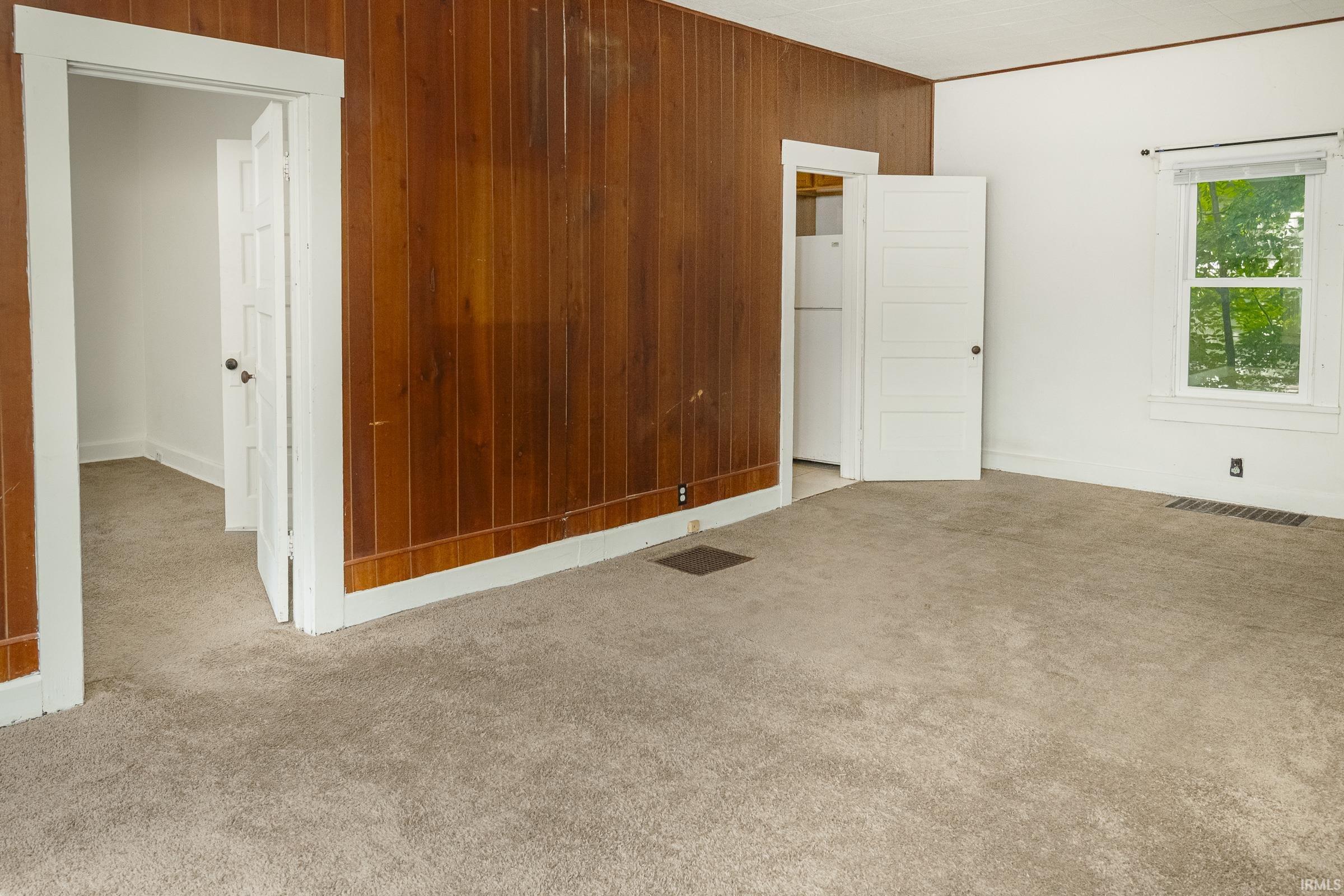 201 North Adams Street Bloomington, IN 47404 - Photo 8 of 35