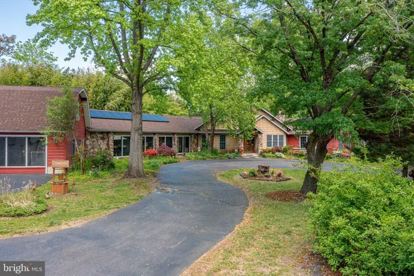 $875,000 | 309 Creek Road, Moorestown, NJ 08057