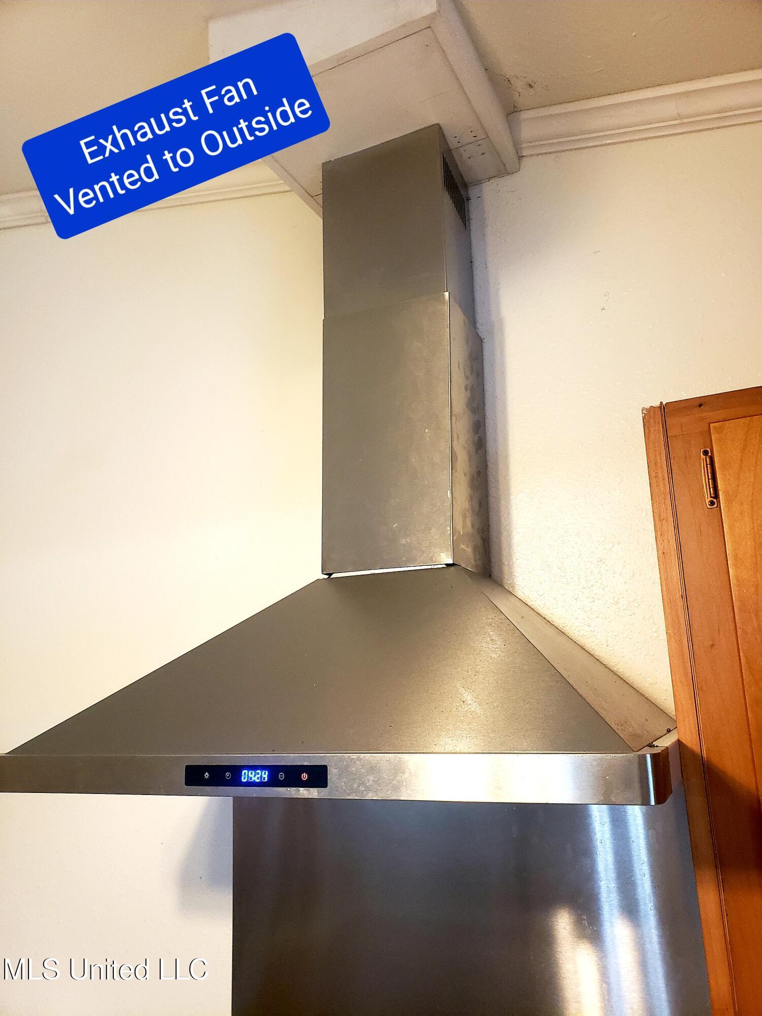 6 Davis Bayou Circle Ocean Springs, MS 39564 - Photo 19 of 67 20241204_164742