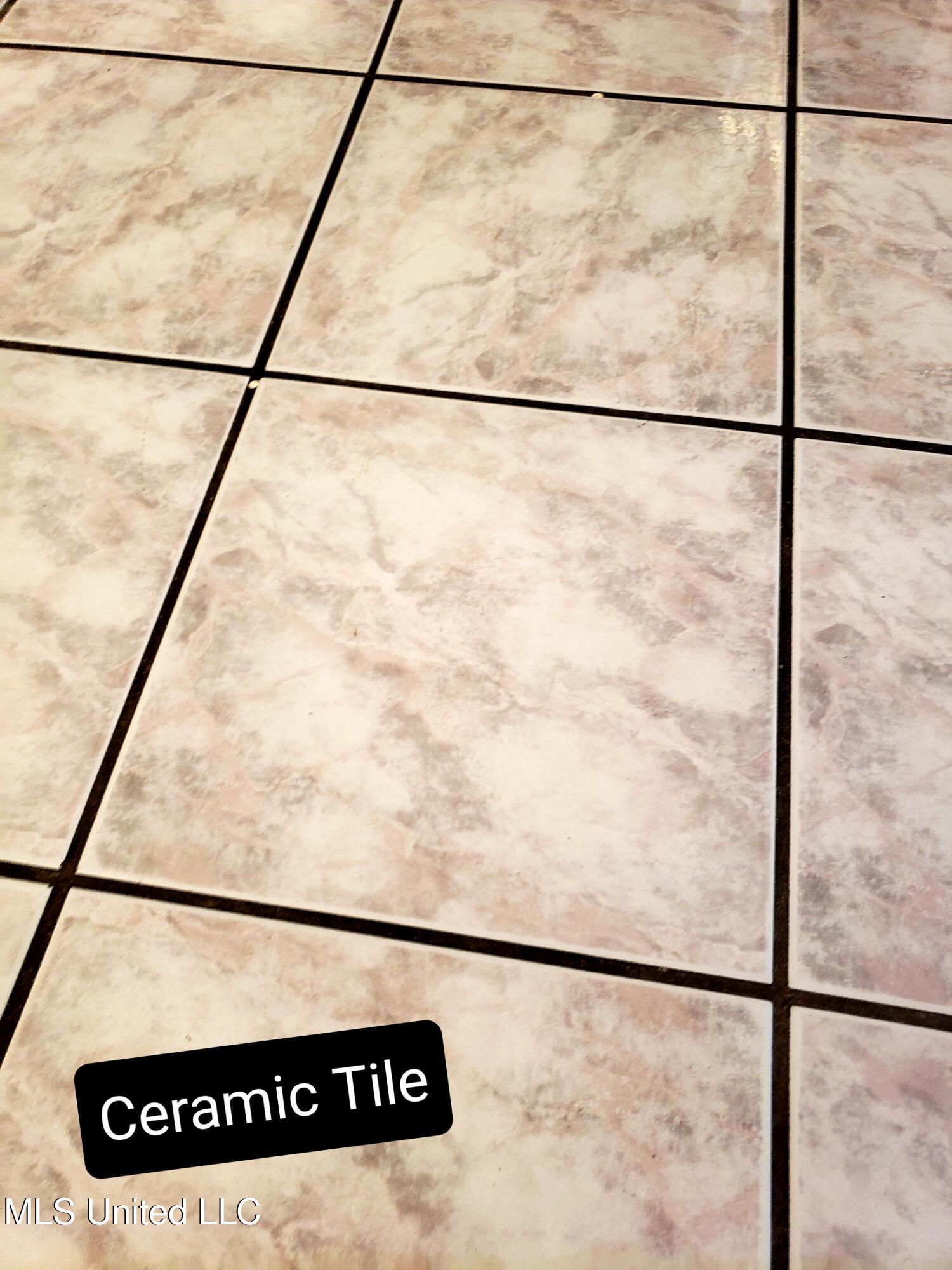 6 Davis Bayou Circle Ocean Springs, MS 39564 - Photo 22 of 67 20241204_164844