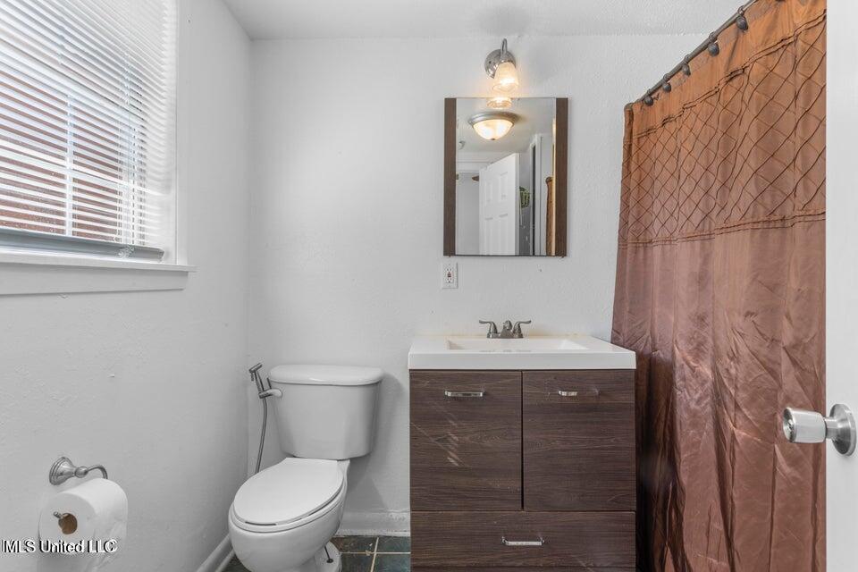 6 Davis Bayou Circle Ocean Springs, MS 39564 - Photo 60 of 67 Bathroom