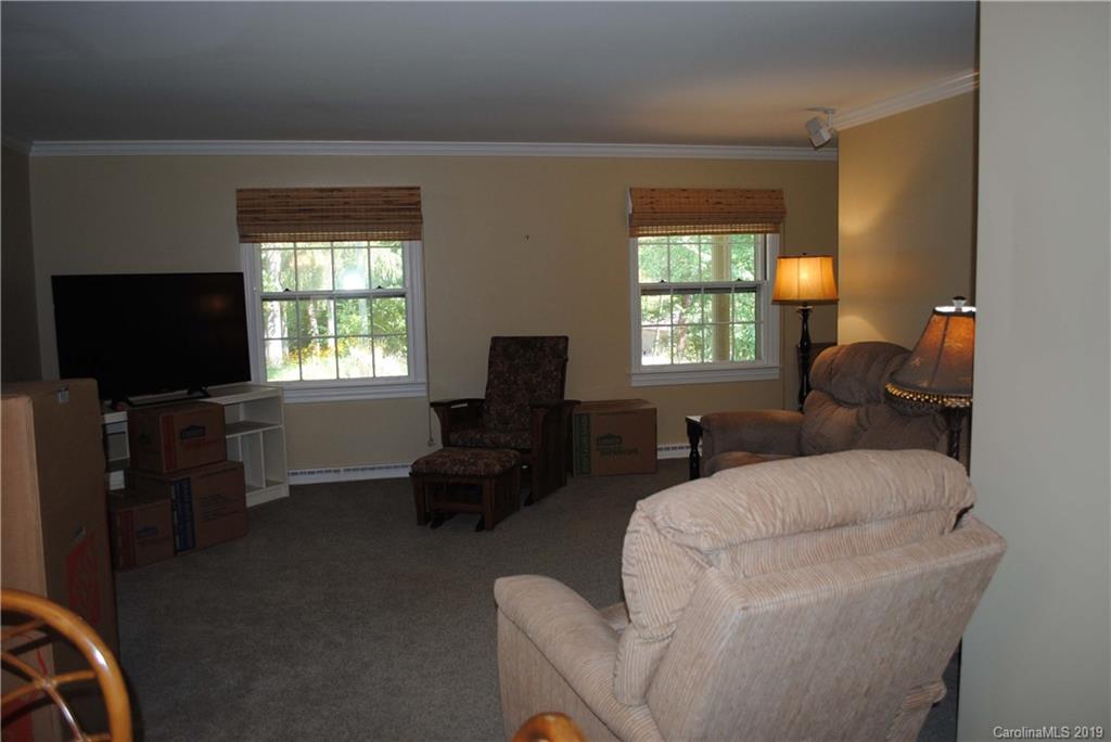 200 Country Club Road Asheville, NC 28804 - Photo 22 of 32 Gallery Image 22