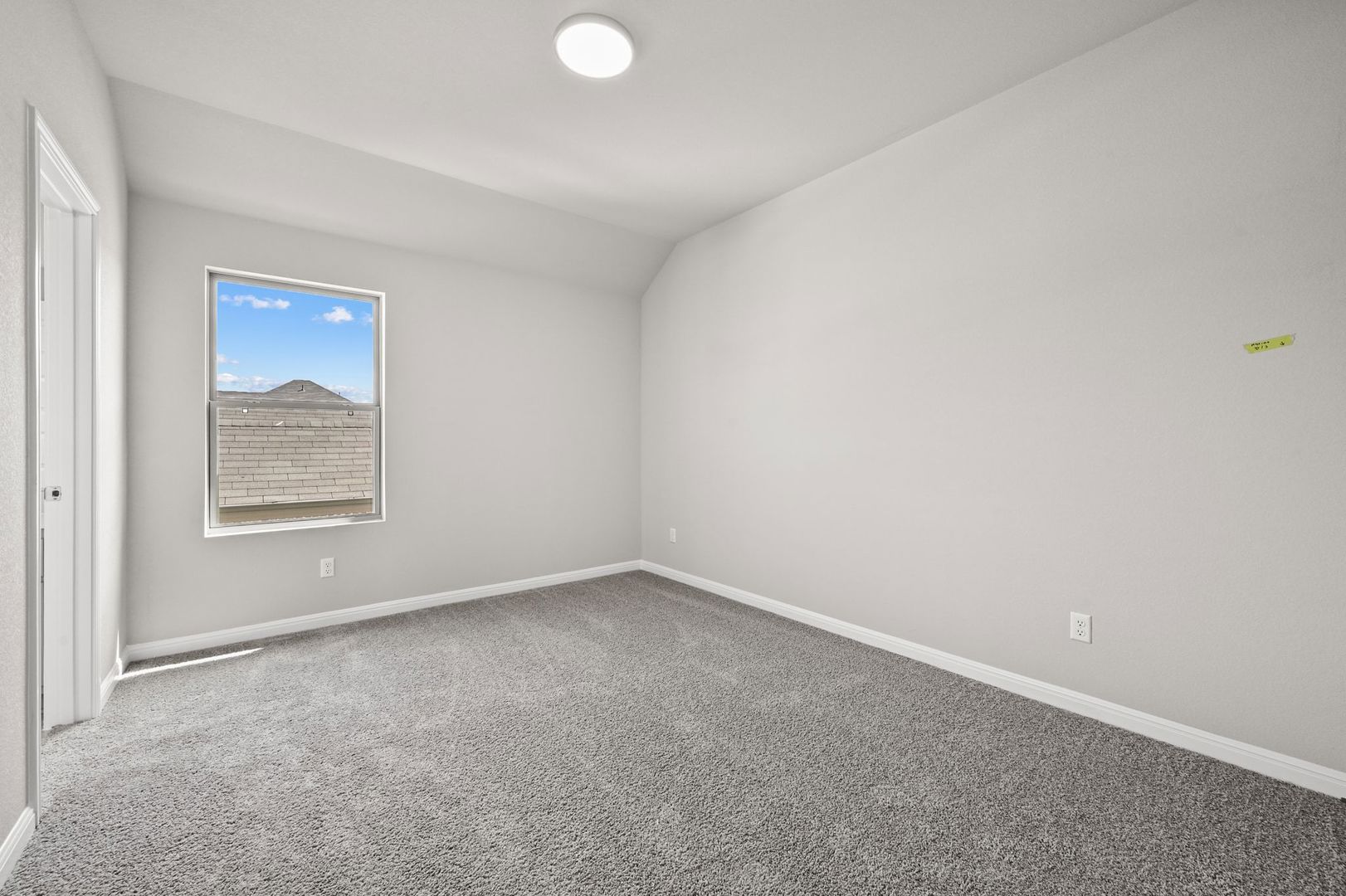 174 Hornet Street Elgin, TX 78621 - Photo 23 of 36 an empty room with a window