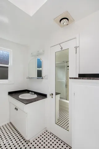 $3,900 | 456 South El Molino Avenue, Pasadena, CA 91101