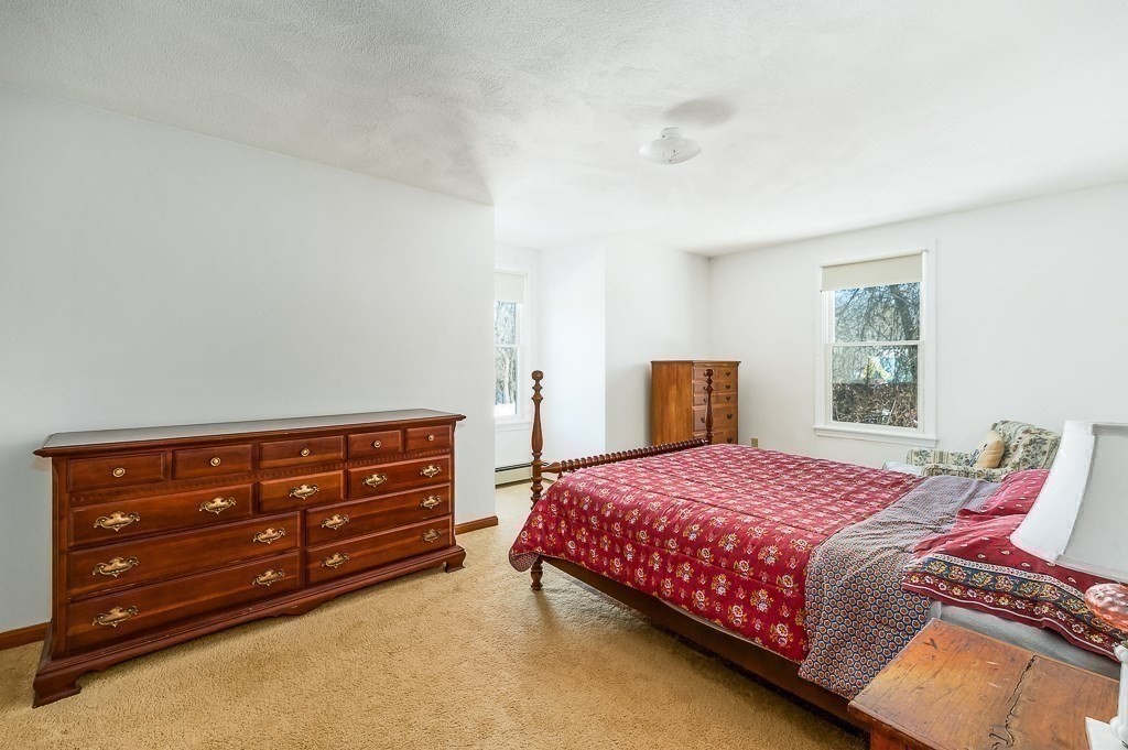 13 Honeysuckle Road Gloucester, MA 01930 - Photo 15 of 33