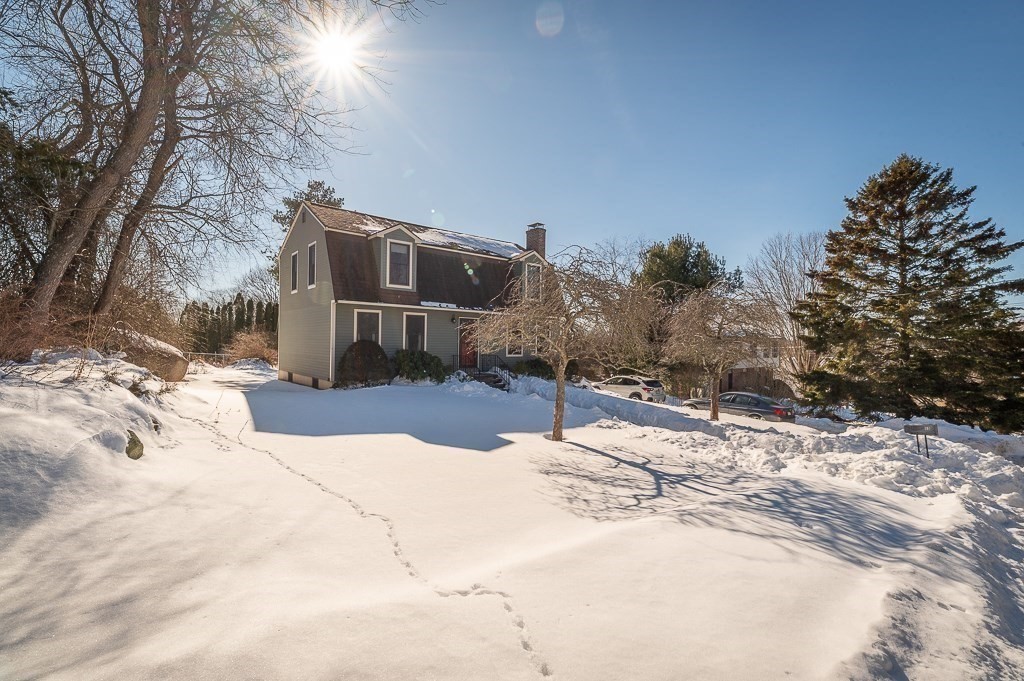 13 Honeysuckle Road Gloucester, MA 01930 - Photo 21 of 33