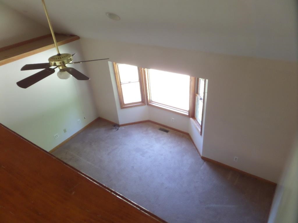 7014 Skegemog Point Road Williamsburg, MI 49690 - Photo 7 of 30 1903460-6.JPG