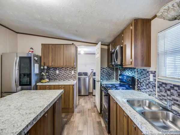 $280,000 | 108 River Run Drive, Poteet, TX 78065