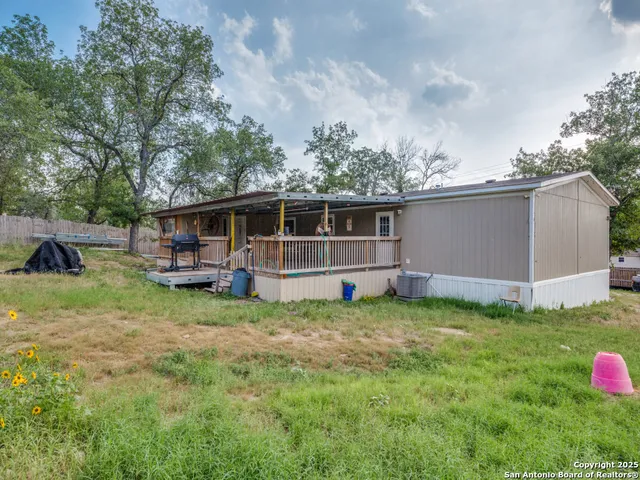 $280,000 | 108 River Run Drive, Poteet, TX 78065