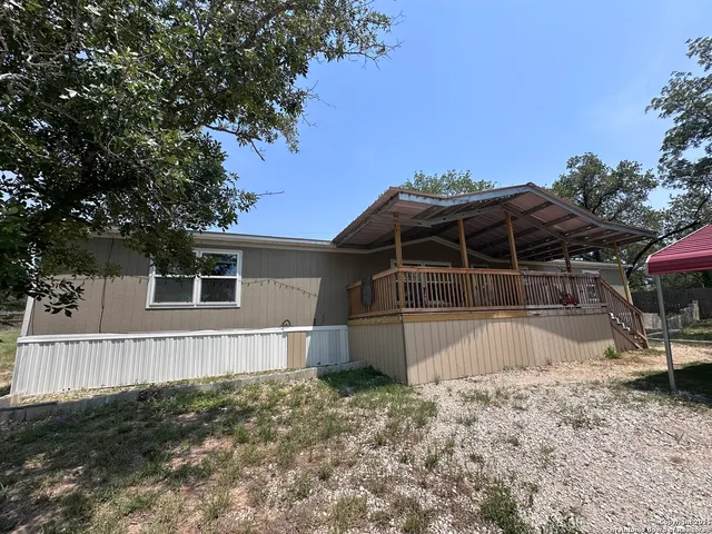 $280,000 | 108 River Run Drive, Poteet, TX 78065