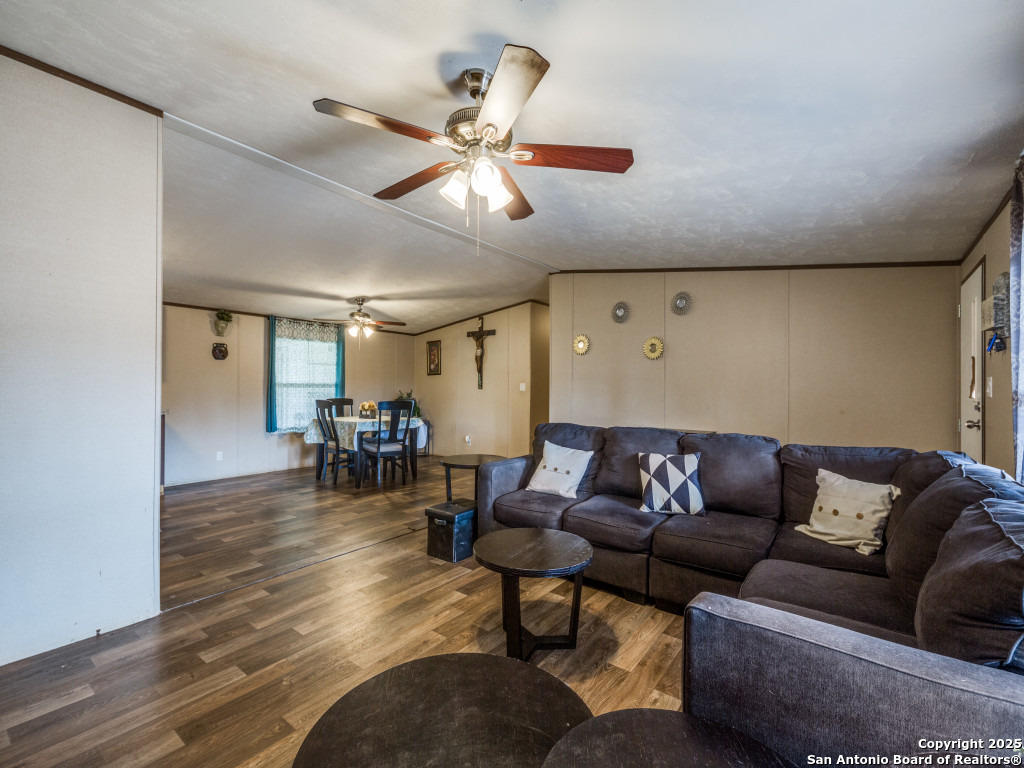 108 River Run Drive Poteet, TX 78065 - Photo 7 of 27