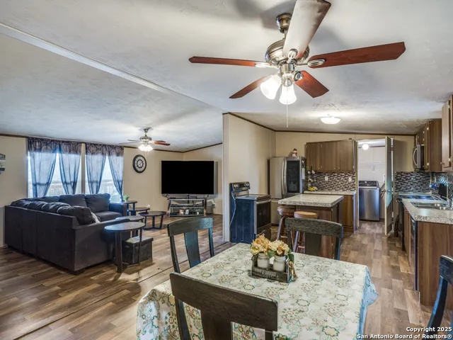 $280,000 | 108 River Run Drive, Poteet, TX 78065