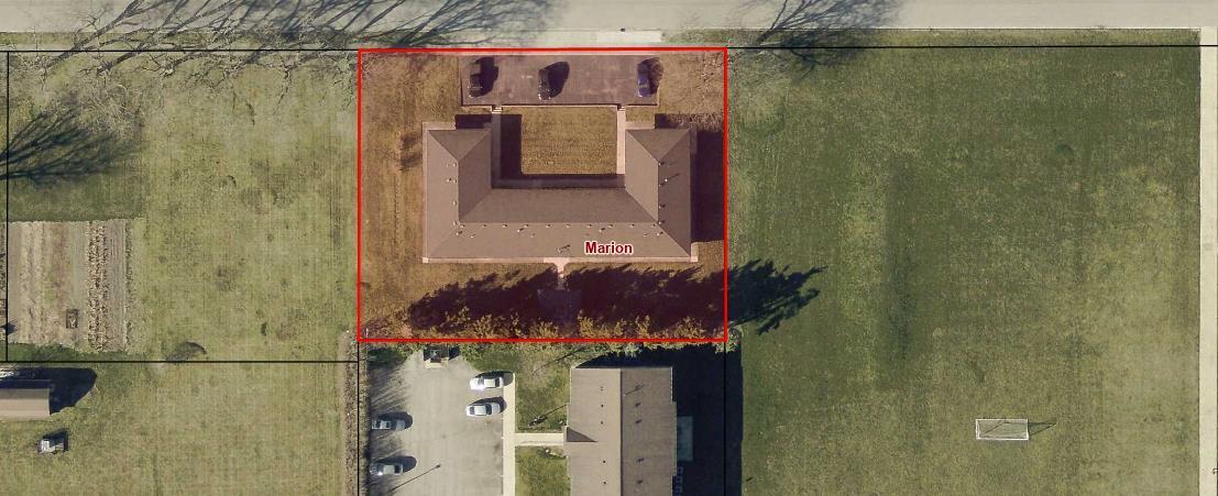 981 East Washington Street Rensselaer, IN 47978 - Photo 21 of 21 a bathroom with a shower and a sink