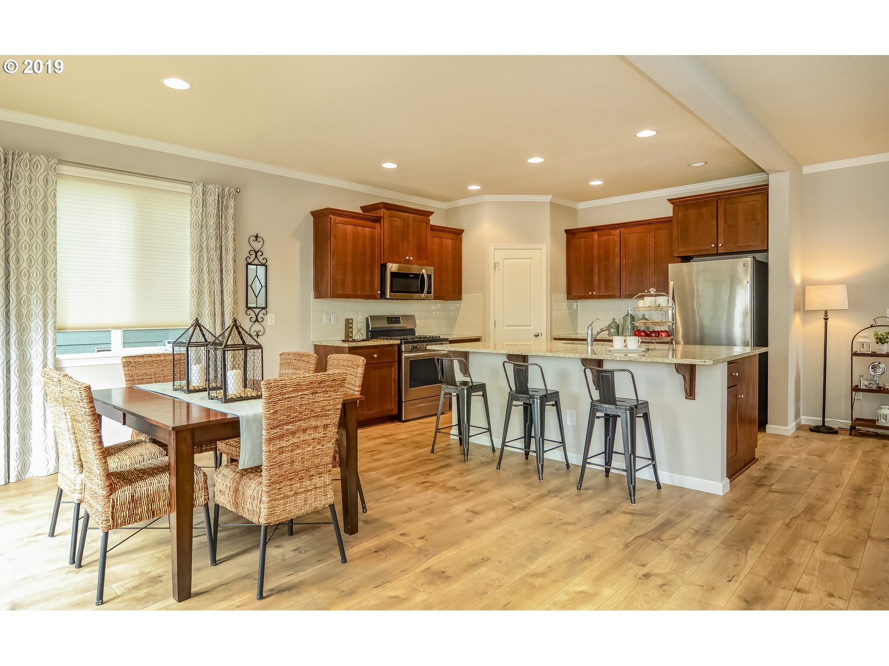 17034 Southeast Rhododendron Street Happy Valley, OR 97086 - Photo 6 of 29 Kitchen/Dining Room