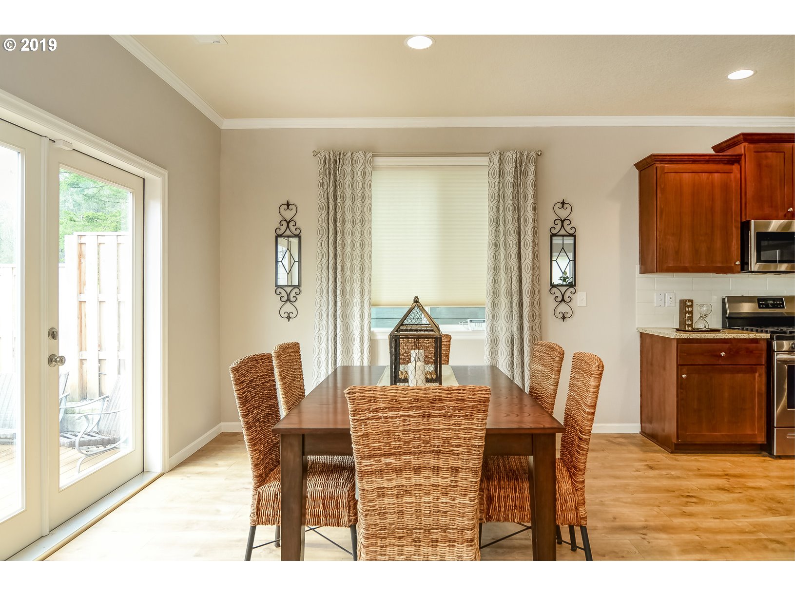 17034 Southeast Rhododendron Street Happy Valley, OR 97086 - Photo 7 of 29 Dining Area