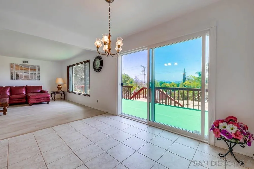 1219 Cresthill Road El Cajon, CA 92021 - Photo 15 of 37 Gallery Image 15