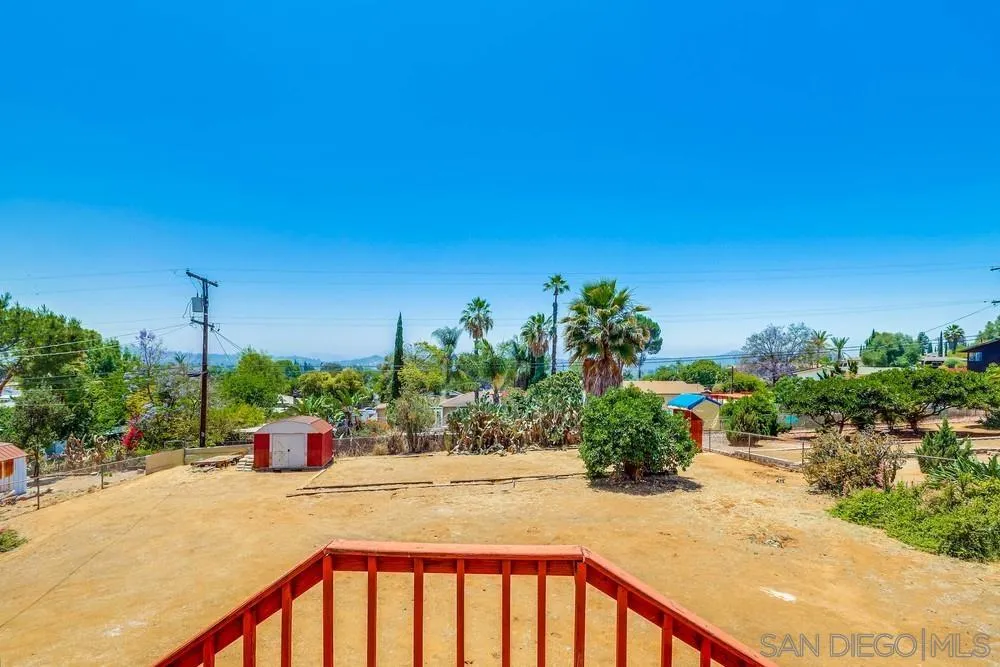 1219 Cresthill Road El Cajon, CA 92021 - Photo 31 of 37 Gallery Image 31