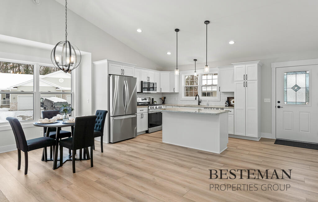 1516 West Addison Way Muskegon, MI 49445 - Photo 15 of 59 1516AddisonWay-17LoRes