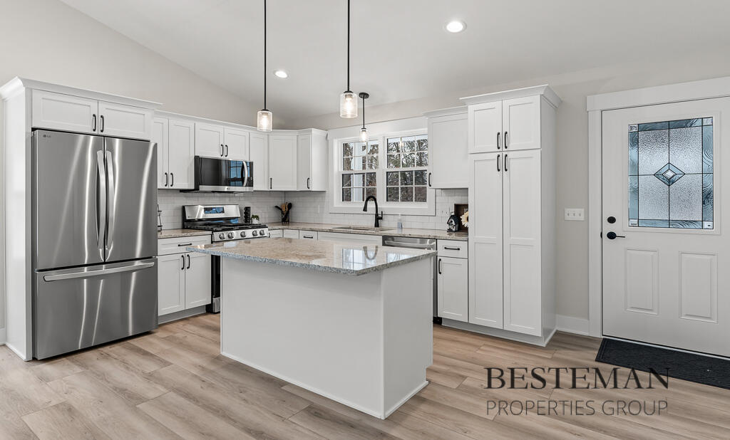 1516 West Addison Way Muskegon, MI 49445 - Photo 16 of 59 1516AddisonWay-18LoRes