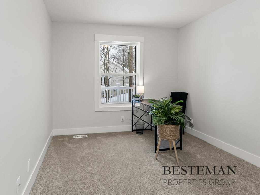 1516 West Addison Way Muskegon, MI 49445 - Photo 32 of 59 1516AddisonWay-34LoRes