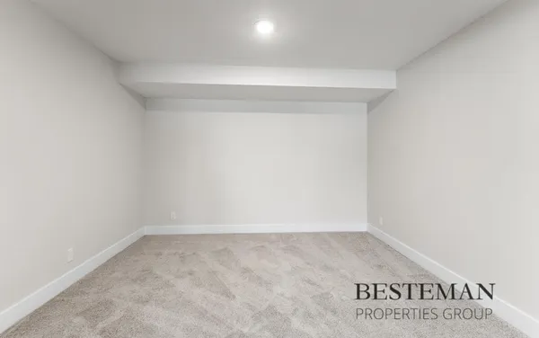 $439,900 | 1516 West Addison Way, Muskegon, MI 49445