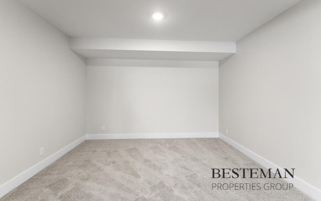 1516 West Addison Way Muskegon, MI 49445 - Photo 42 of 59 1516AddisonWay-44LoRes