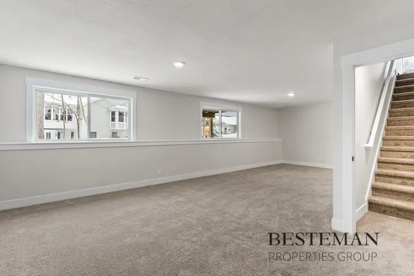 $439,900 | 1516 West Addison Way, Muskegon, MI 49445