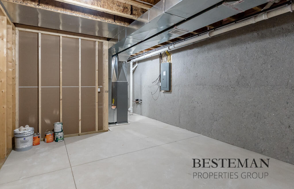 1516 West Addison Way Muskegon, MI 49445 - Photo 50 of 59 1516AddisonWay-52LoRes