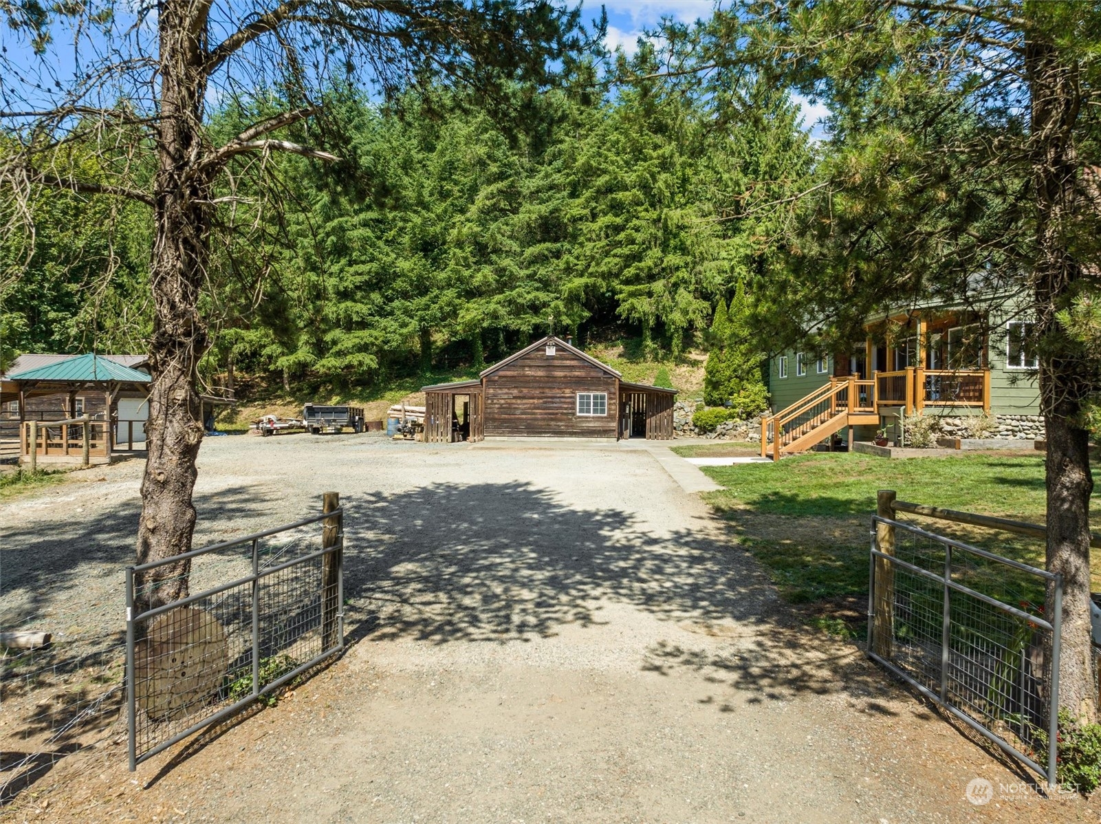 25435 Lake Cavanaugh Road Mount Vernon, WA 98274 - Photo 2 of 33 Gallery Image 2