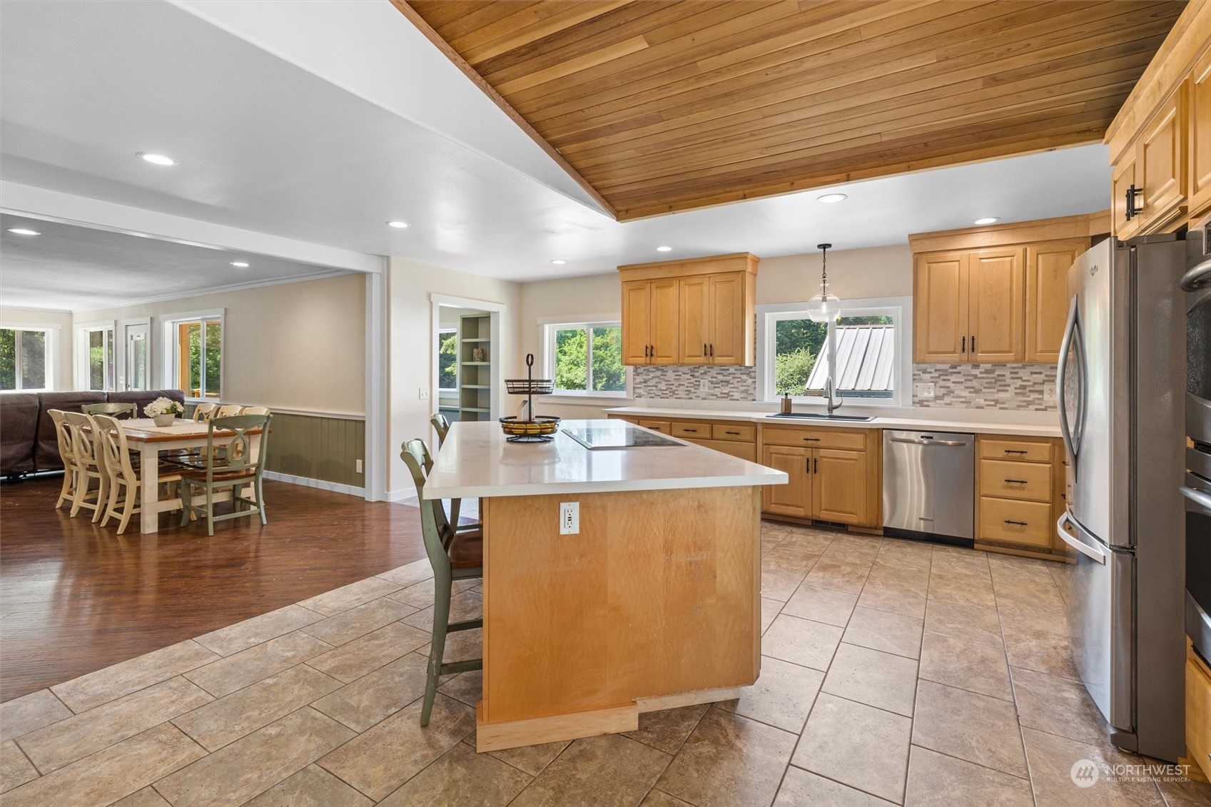 25435 Lake Cavanaugh Road Mount Vernon, WA 98274 - Photo 8 of 33 Gallery Image 8