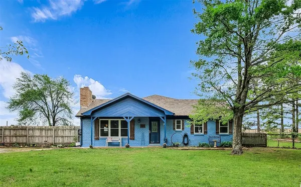 $525,000 | 266 Locust Road, Pottsboro, TX 75076