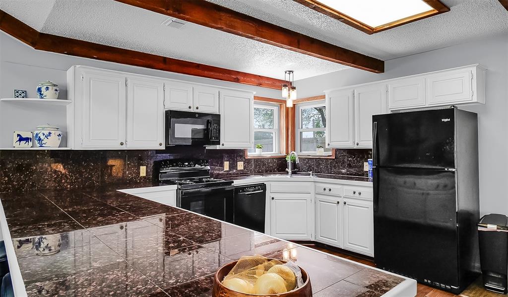 266 Locust Road Pottsboro, TX 75076 - Photo 22 of 30