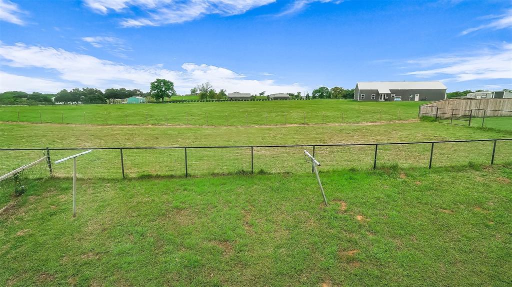 266 Locust Road Pottsboro, TX 75076 - Photo 24 of 30