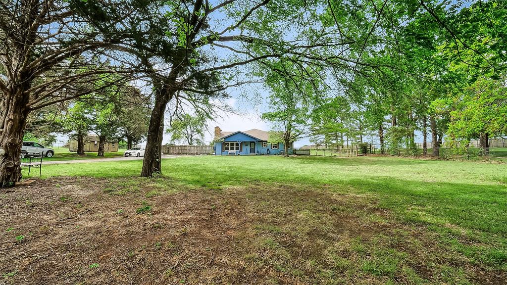 266 Locust Road Pottsboro, TX 75076 - Photo 26 of 30