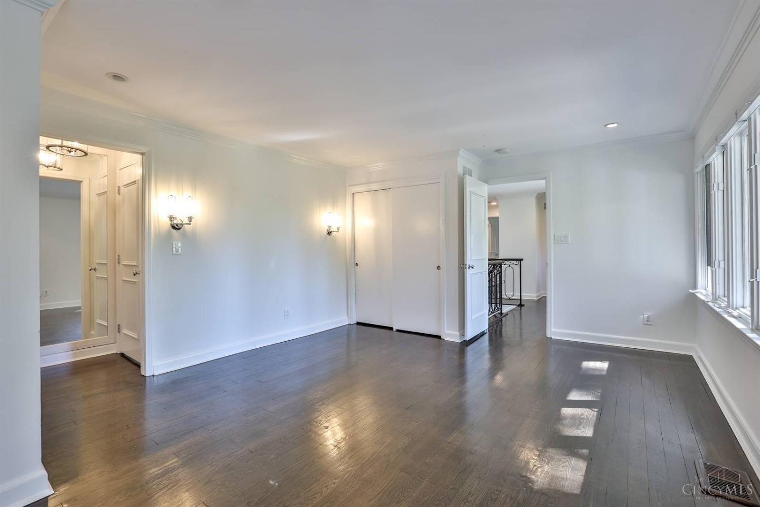 2481 Grandin Road Cincinnati, OH 45208 - Photo 57 of 62