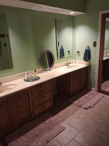 1000 Lakeridge Drive Azle, TX 76020 - Photo 12 of 13