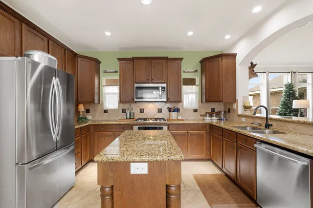 $529,900 | 9016 Dixie Lane, Needville, TX 77461