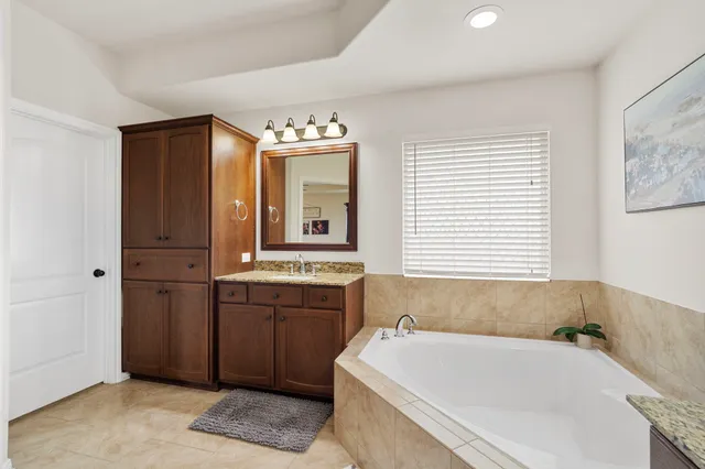 $529,900 | 9016 Dixie Lane, Needville, TX 77461