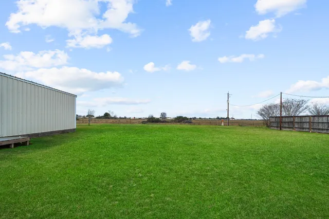 $529,900 | 9016 Dixie Lane, Needville, TX 77461